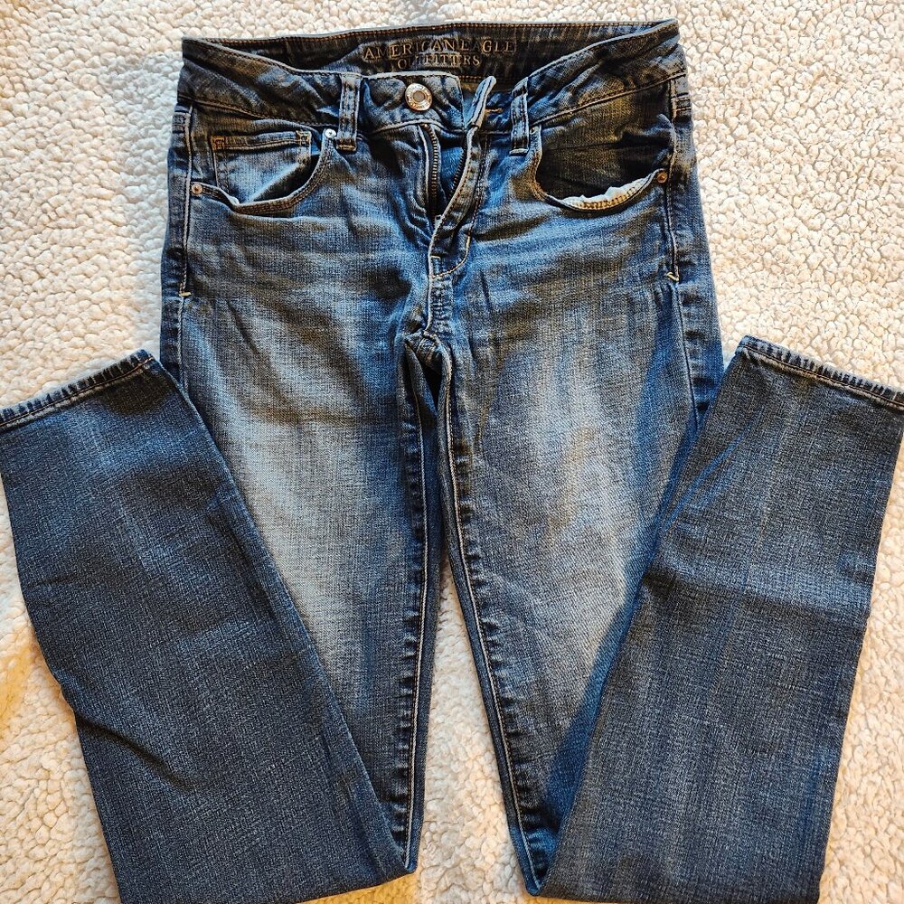Womens American Eagle jeans